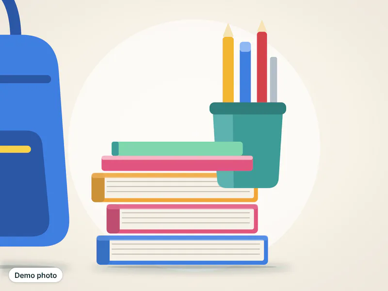 School bag with notebooks and pencils — تصویر 2